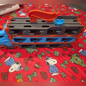 Hot Wheels Speedway Hauler